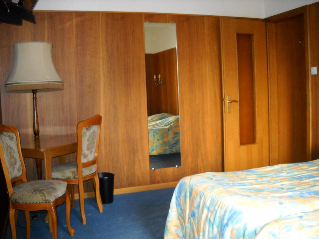Hotel Gilg Mittelbergheim Exterior foto